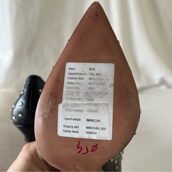 BCBGMAXAZRIA Nova-Stud Black Rocker Leather High Stileto Heel Sz 9 - Picture 5 of 8